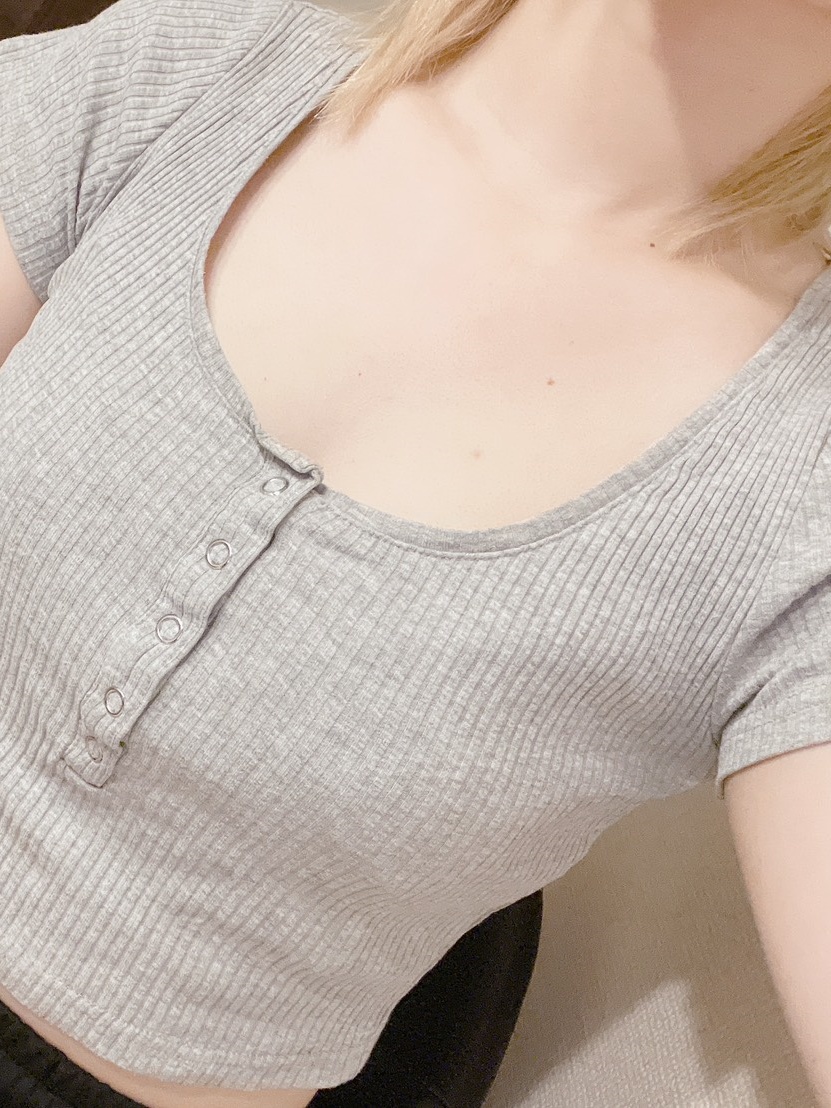 りお 未経験デビュー